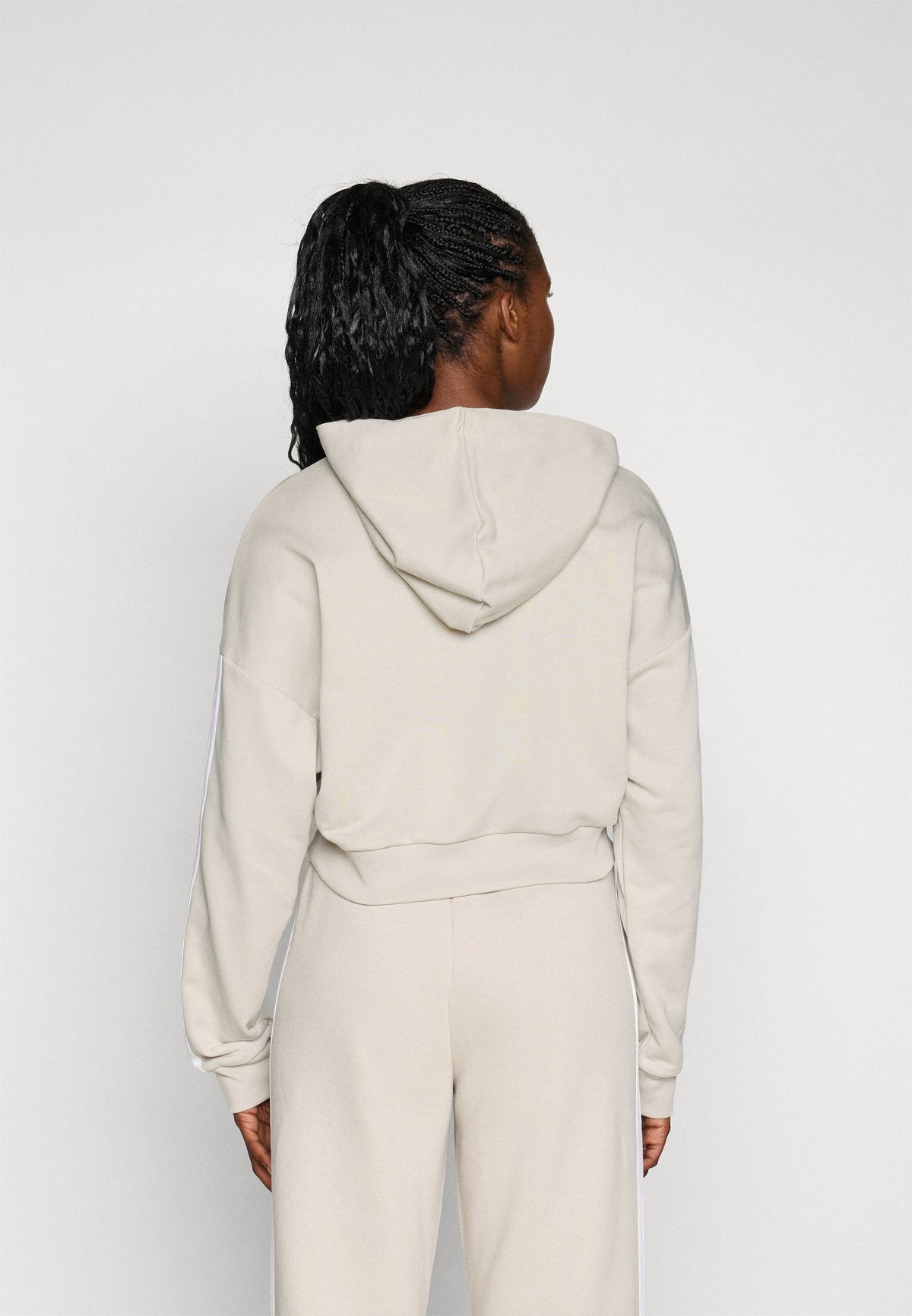 adidas Sportswear Essentials 3 Stripes French Terry Cropped – Sweat à capuche Femme – alumina/white/beige