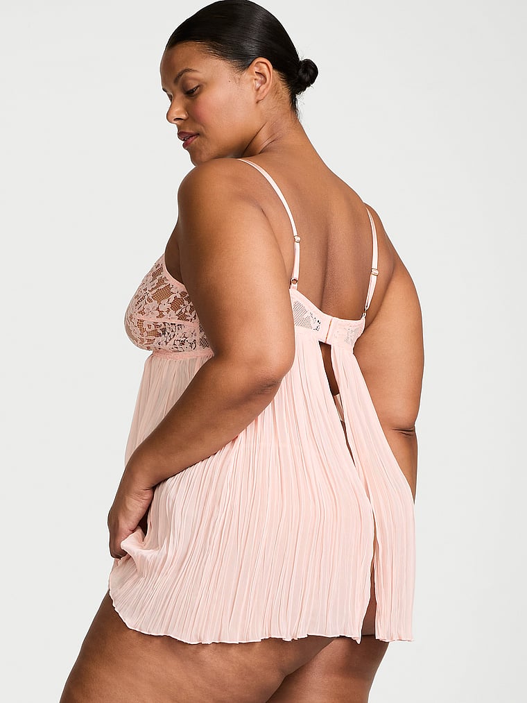 Dare to Dream Lace Pleated Babydoll Set - Purest Pink