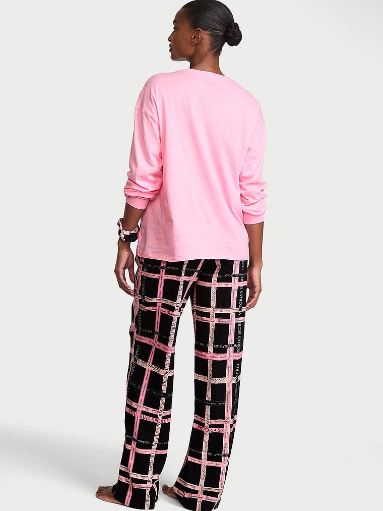 CozyFlannel™ Long Tee-Jama & Scrunchie Set - Pink & Black Logo Plaid