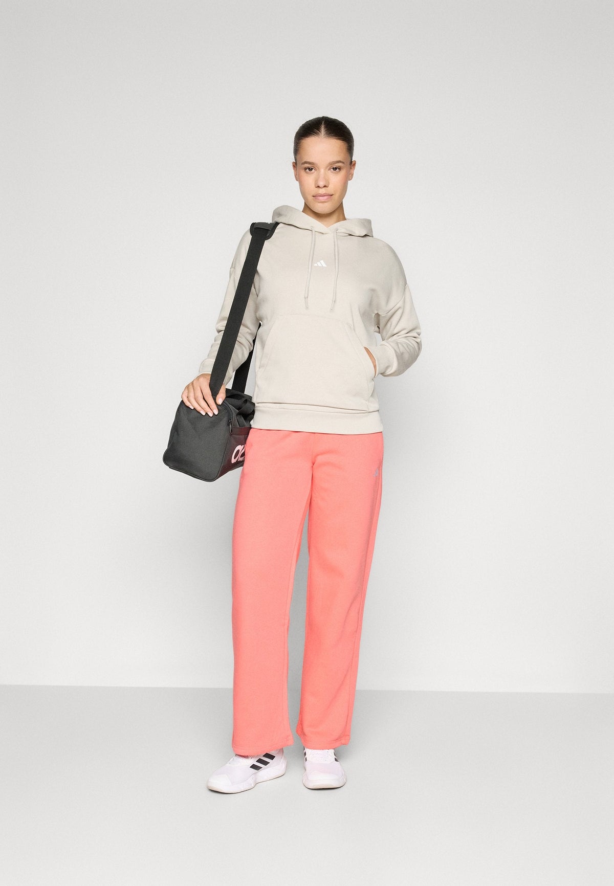 adidas Sportswear Essentials – Sweat à capuche Femme – alumina/white/beige