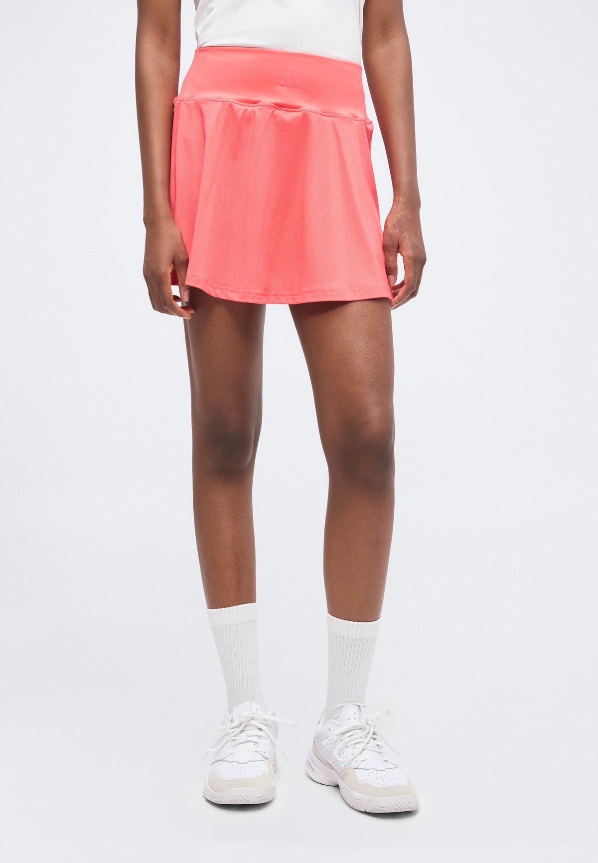 adidas Performance Club Skirt – Jupe de sport Femme – pure turbo/corail