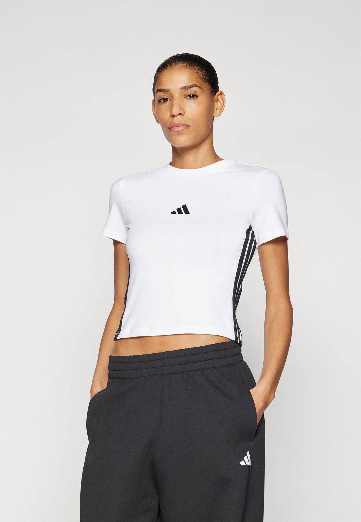 adidas Sportswear Essentials 3 Stripes Slim Baby – T-shirt imprimé Femme – white/black/blanc