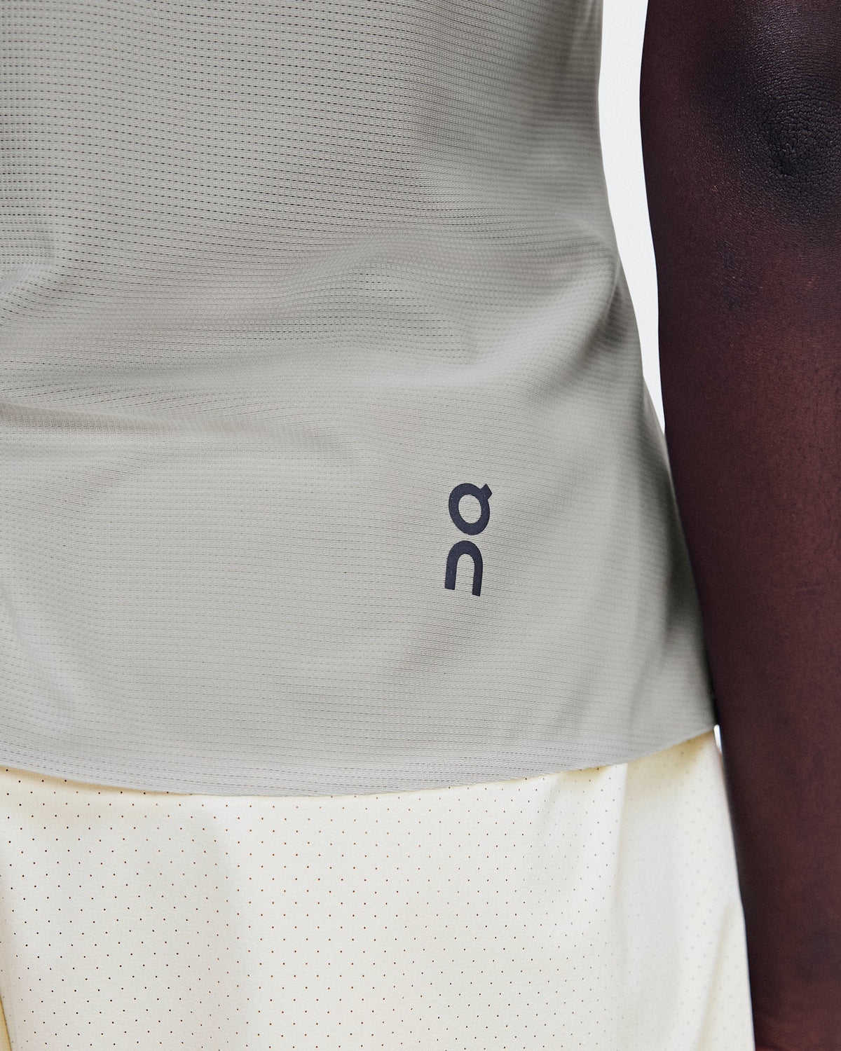  Performance-T femme - Hare | Brume