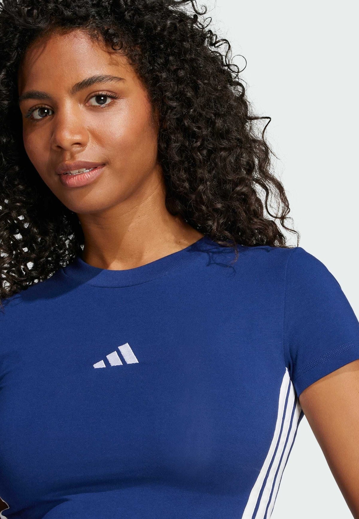 adidas Sportswear Essentials 3 Stripes Slim Baby – T-shirt imprimé Femme – dark blue   white/bleu marine