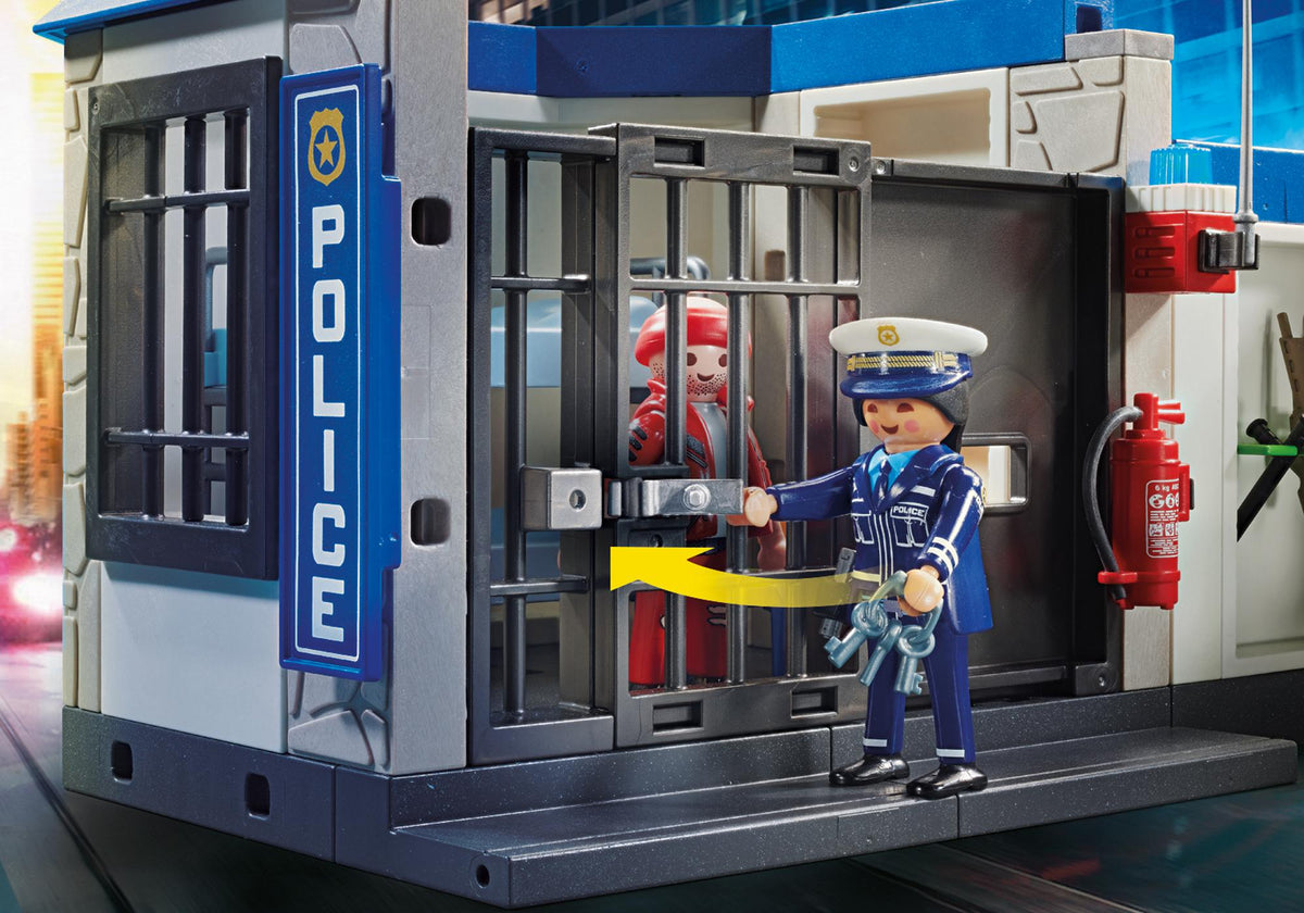 Poste de police et cambrioleur