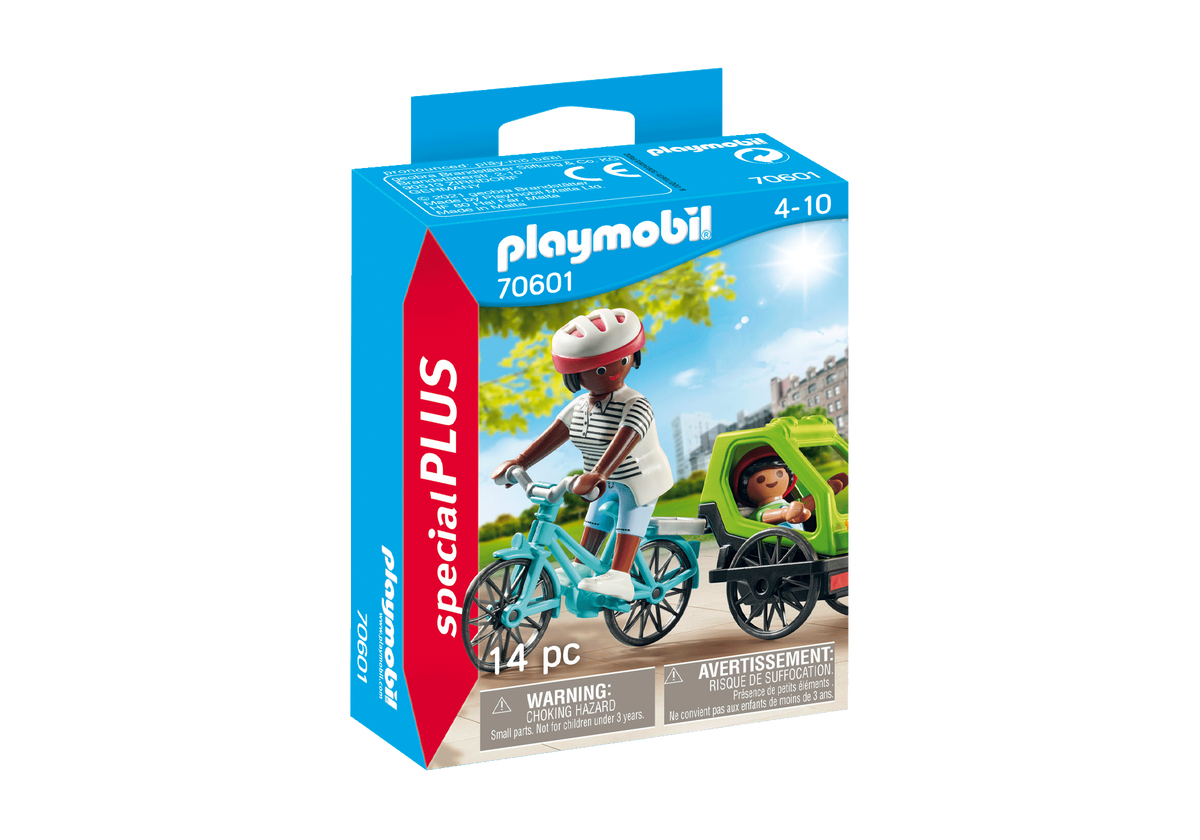 Cyclistes maman et enfant