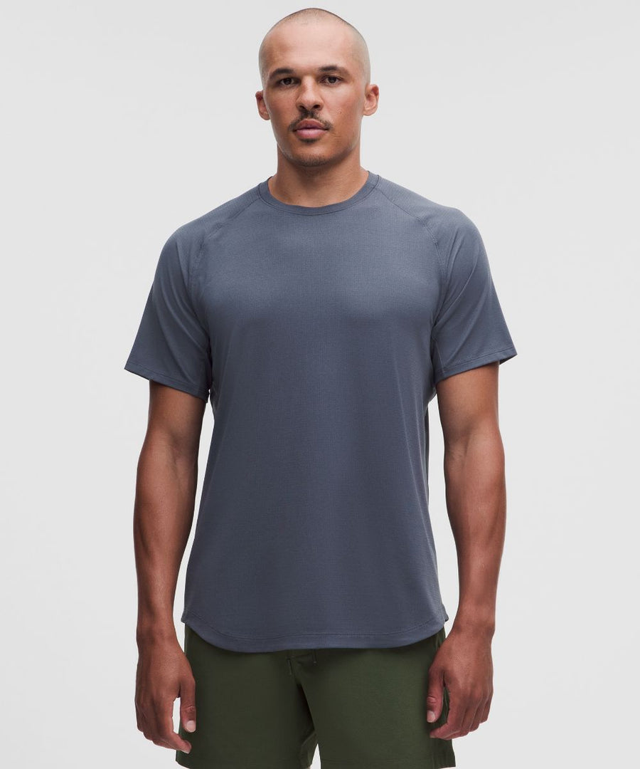 Camiseta License to Train