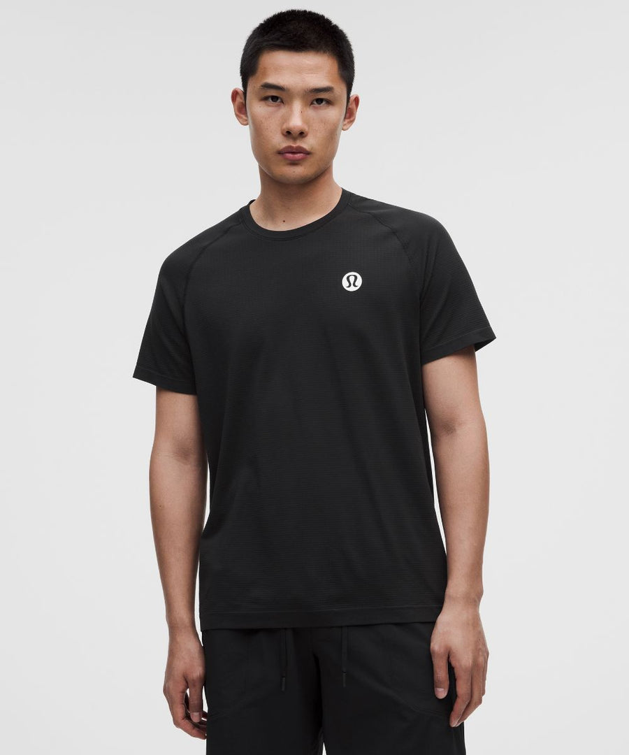 Camiseta Metal Vent Tech Logo