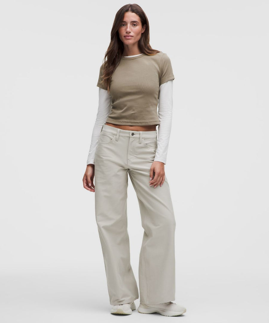 Pantalón EasyFive talle bajo ancho clásico Standard