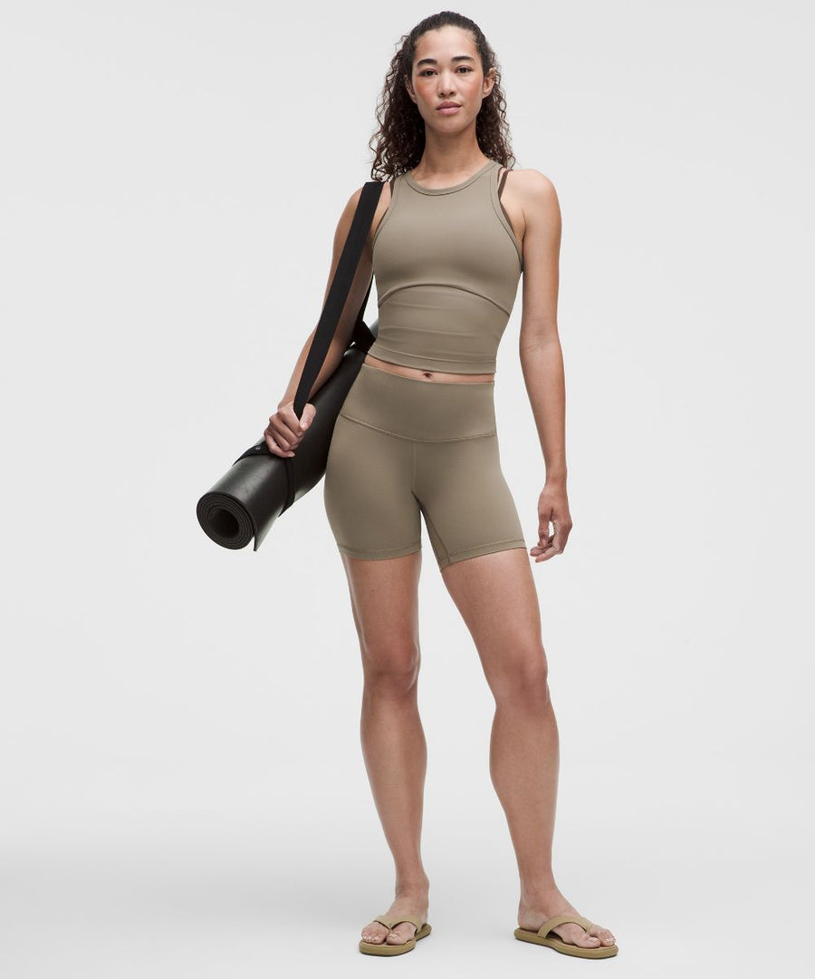 Short lululemon Align talle alto 15 cm