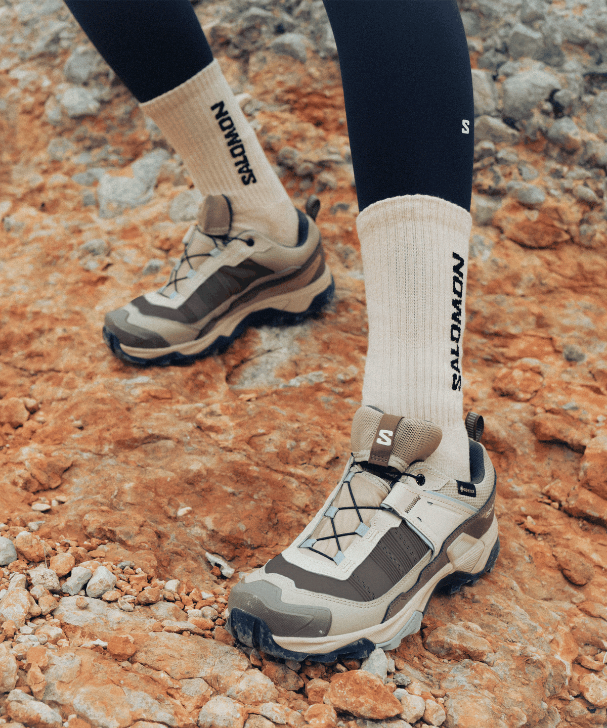 Salomon X ULTRA 5 GORE-TEX Femme - Desert Tan / White Pepper / Green Milieu - vue 3