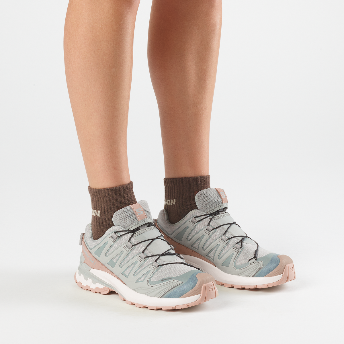 Salomon XA PRO 3D V9 GORE-TEX LIFELONG Femme - Wrought Iron / Oxford Tan / Vanilla Ice - vue 4