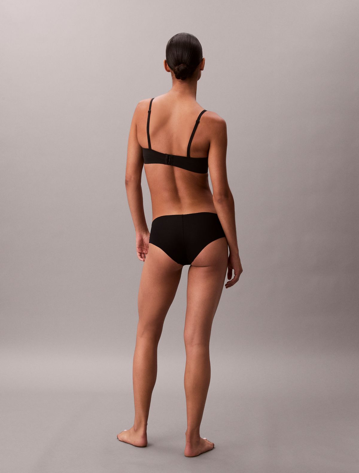 Perfectly Fit Push Up Strapless Bra - Black