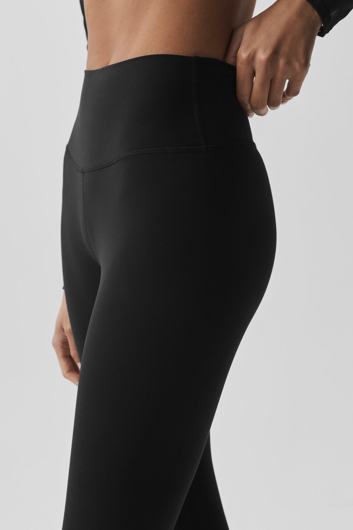 Leggings de talle alto ALO Softsculpt - Negro