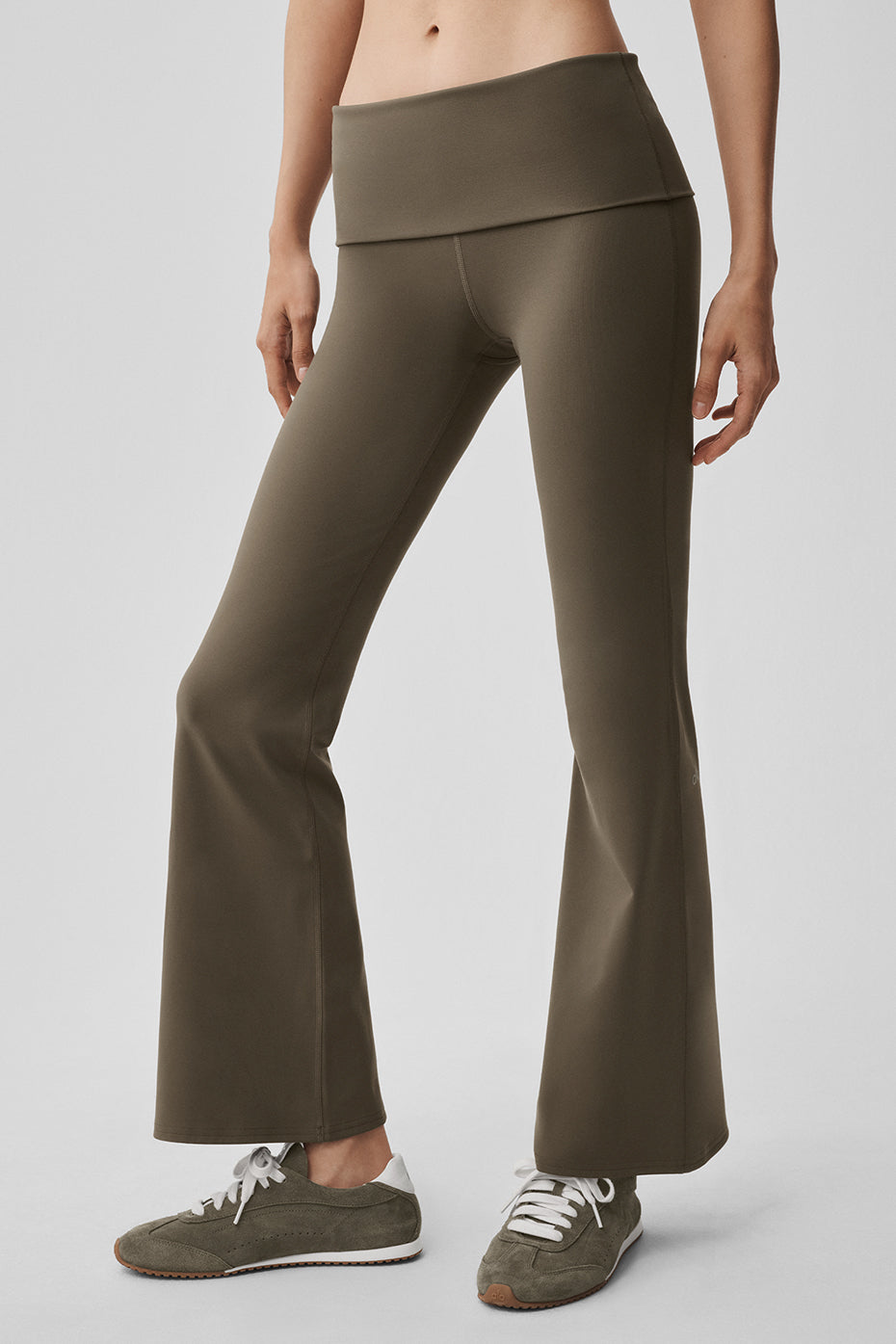 Legging Évasé ALO Softsculpt Foldover (court) - Olive Tree