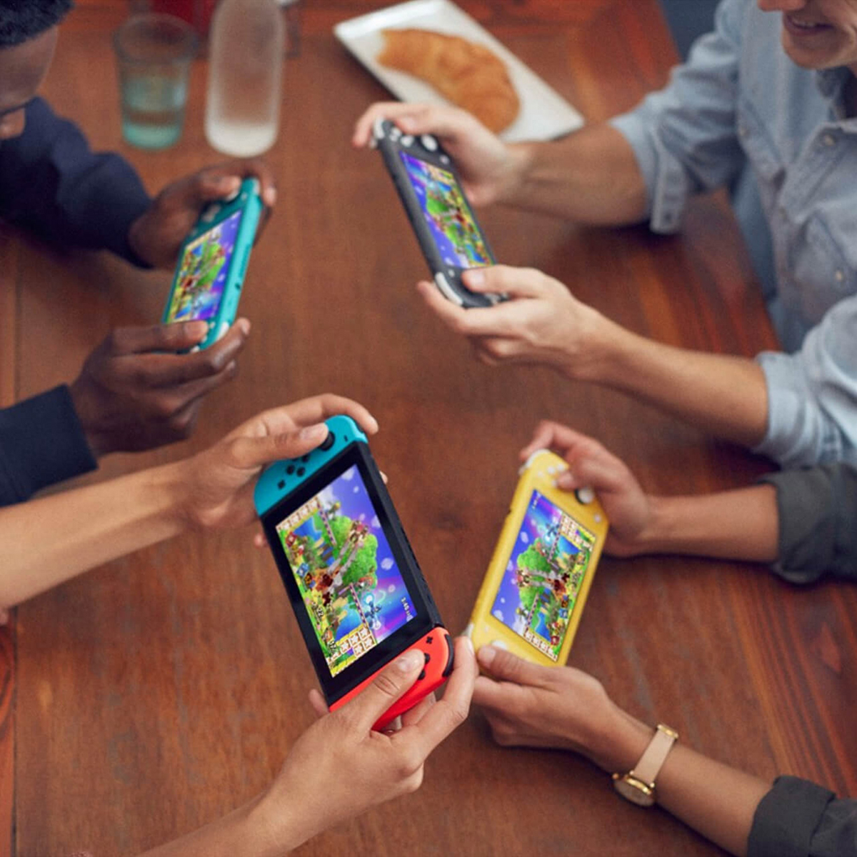 Nintendo Switch Lite (bleu) – Sans adaptateur secteur