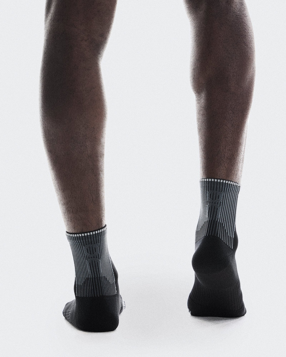 Performance Run Sock Mid - Black | Eclipse