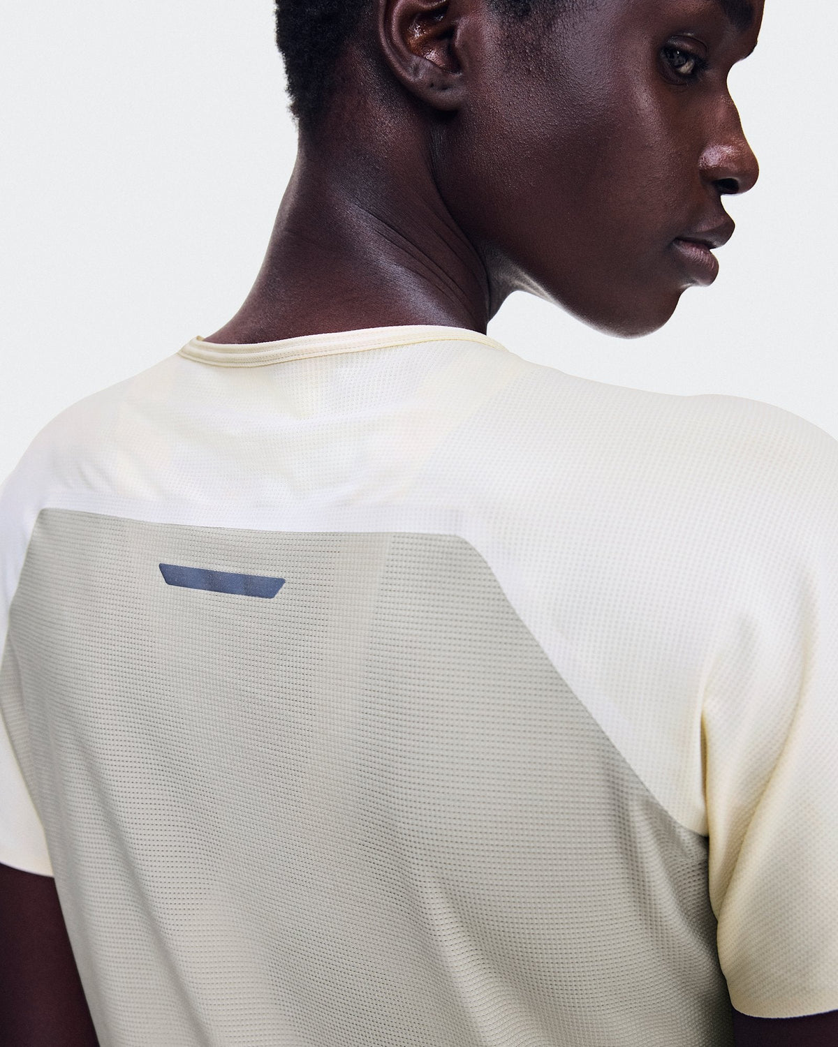  Performance-T femme - Hare | Brume