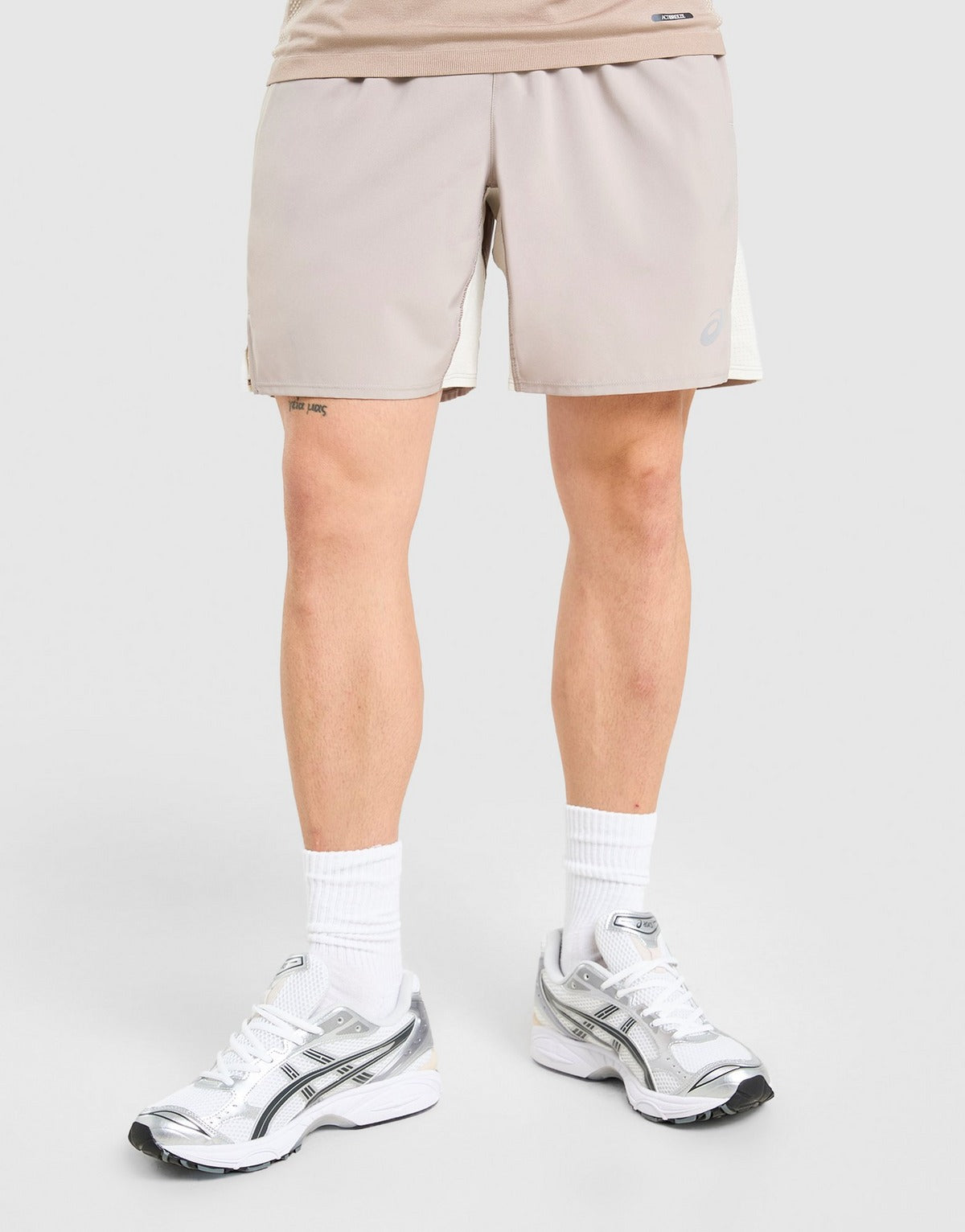 ASICS Short Core Colour Block – Marron