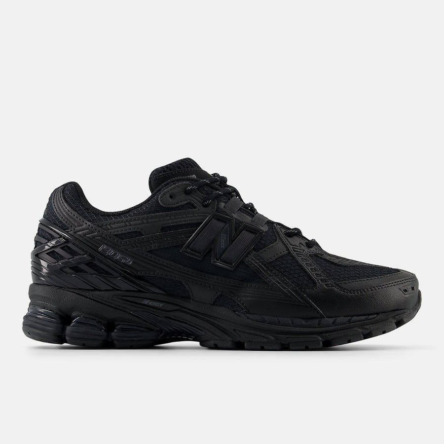New Balance 1906 Utility - Negro/Gris (M1906NJ)