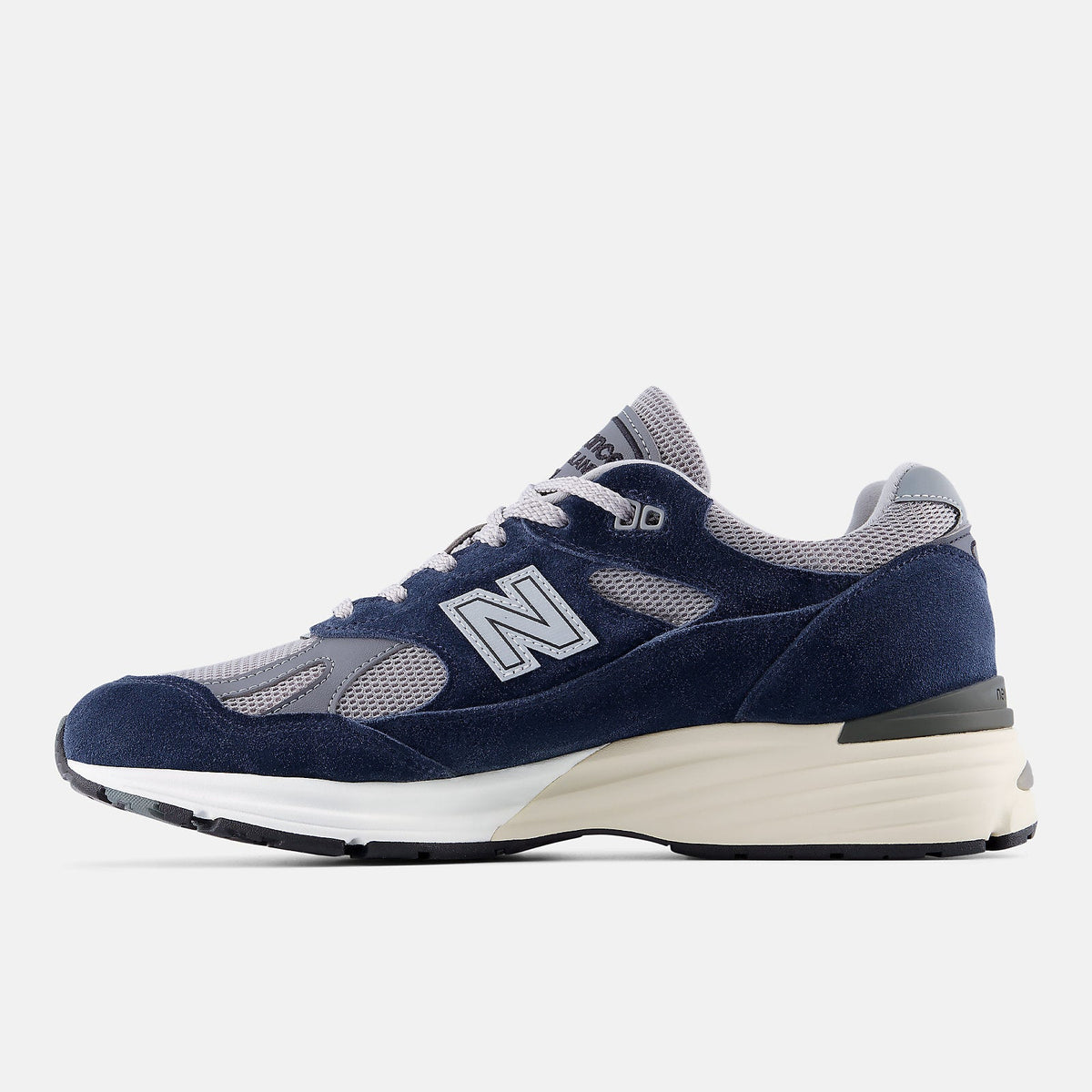 New Balance Made in UK 991V2 U991NA2 - vue 3