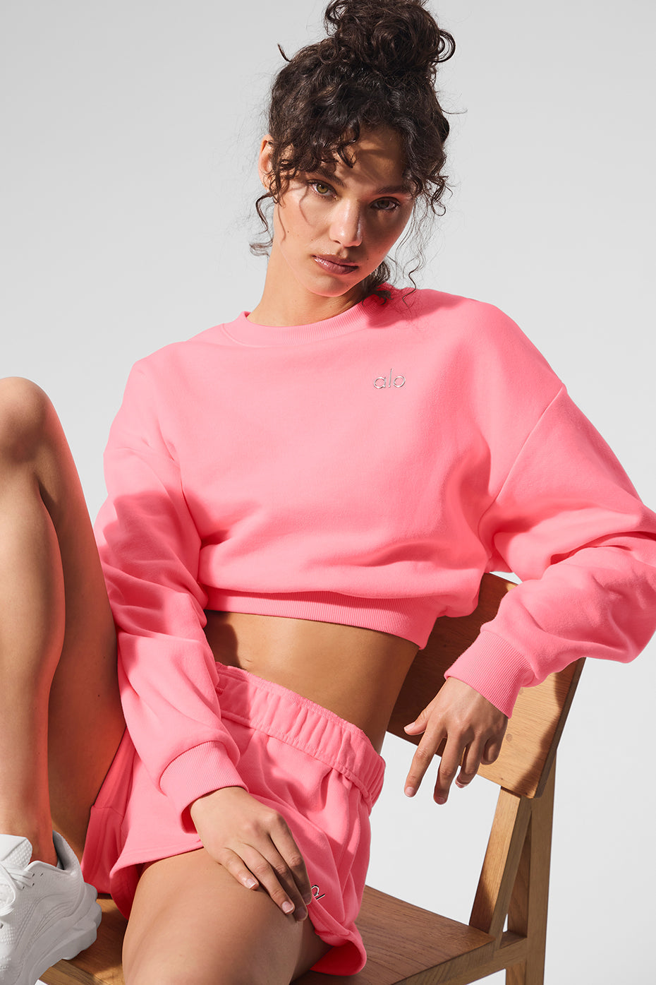 Pull Court Col Ras-Du-Cou Accolade - Neon Bubblegum